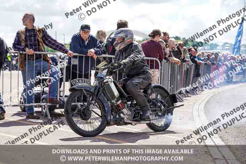 Vintage motorcycle club;eventdigitalimages;no limits trackdays;peter wileman photography;vintage motocycles;vmcc banbury run photographs